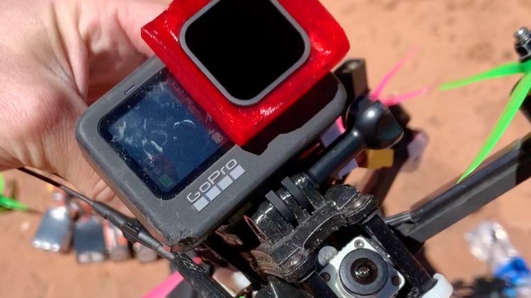 GoPro HERO 9 sur le drone FPV.  Photo : Ross Beck